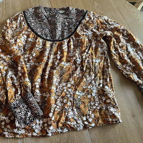 Perfect fall blouse - Picture 6 of 6